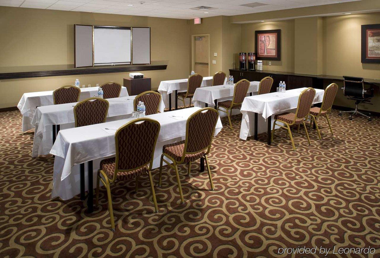 Hampton Inn & Suites Rochester-North מתקנים תמונה
