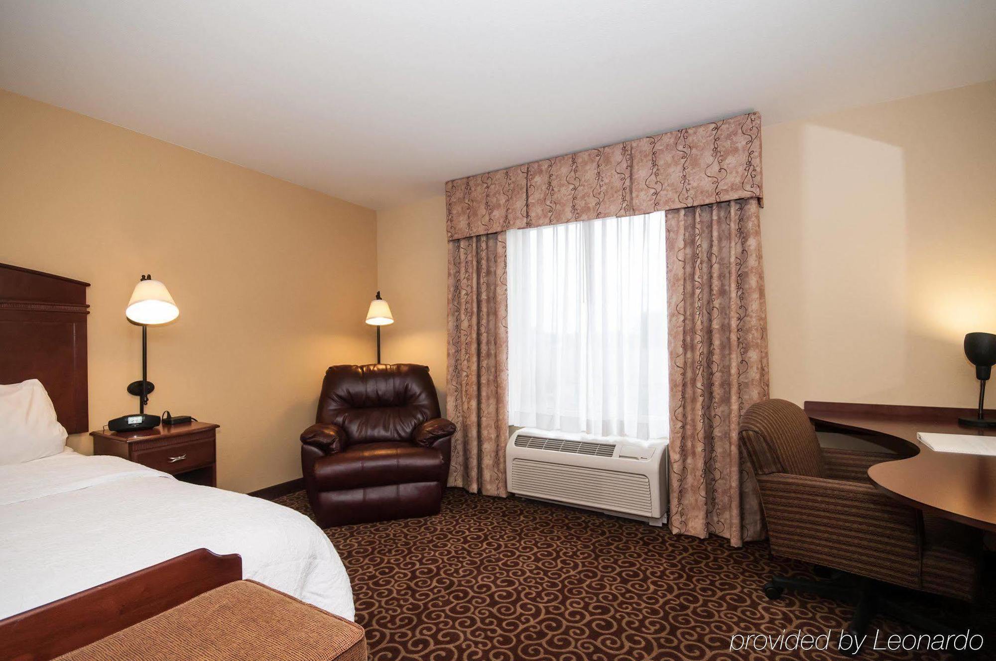 Hampton Inn & Suites Rochester-North מראה חיצוני תמונה